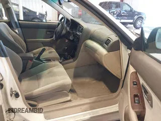 2003 Subaru Legacy Outback with VIN 4S3BH665336643354, listed as a IAAI auction lot 42014630 with 247,870 mi miles and . Bid and sale history available at DreamBid. Image 5.