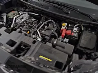 2025 Nissan Kicks SV with VIN 3N8AP6CA7SL319607, listed as a Copart auction lot 70128745 with 10,453 mi miles and Clean title. Bid and sale history available at DreamBid. Image 16.