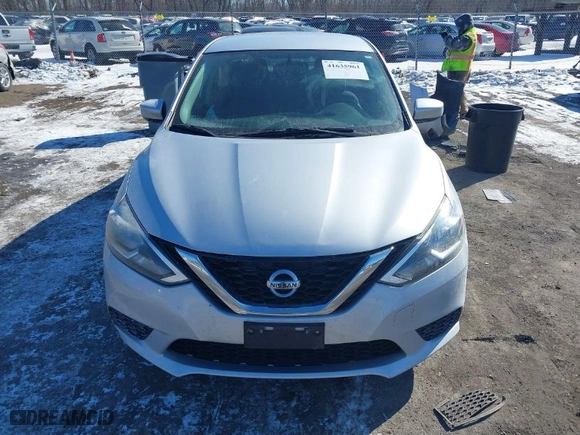 2017 Nissan Sentra SV with VIN 3N1AB7AP7HL706077, listed as a IAAI auction lot 41635961 with 95,544 mi miles. Bid and sale history available at carsss.com. Image 12.