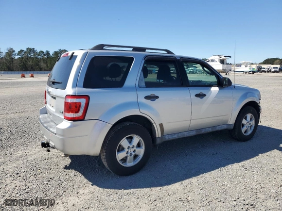 2010 Ford Escape XLT with VIN 1FMCU0DG5AKC82002, listed as a Copart auction lot 49259045 with 81,715 mi miles and Salvage Title. Bid and sale history available at carsss.com. Image 3.