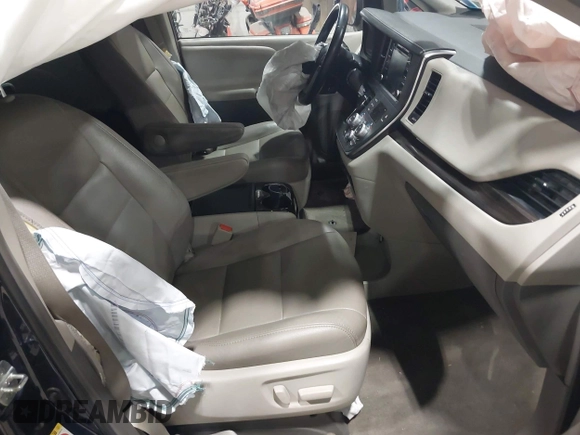 2018 Toyota Sienna XLE Auto Access Seat с VIN 5TDYZ3DC0JS943986, выставлен на аукционе IAAI как лот 42127483 с пробегом 71 515 миль миль и . История ставок и продаж доступна на DreamBid. Изображение 5.