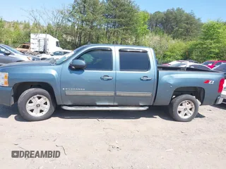 2009 Chevrolet Silverado 1500 LTZ with VIN 3GCEK33M59G231131, listed as a IAAI auction lot 42039852 with 385,164 mi miles and . Bid and sale history available at DreamBid. Image 6.