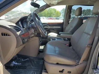 2014 Chrysler Town & Country Touring with VIN 2C4RC1BG1ER336896, listed as a Copart auction lot 52671375 with 136,102 mi miles and Salvage Title. Bid and sale history available at carsss.com. Image 7.