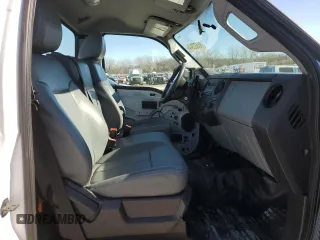 2014 Ford F-250 XL z VIN 1FTBF2B61EEB42257, wystawiony jako Copart lot #80532344 z przebiegiem 118 726 mil mil oraz Szkoda całkowita • Salvage title. Historia ofert i sprzedaży dostępna na DreamBid. Obrazek 10.
