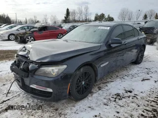2010 BMW 7 Series 750i xDrive z VIN WBAKC6C56ACL67878, wystawiony jako Copart lot #45727215 z przebiegiem 251 789 mil mil oraz Szkoda całkowita • Salvage title. Historia ofert i sprzedaży dostępna na DreamBid. Obrazek 1.