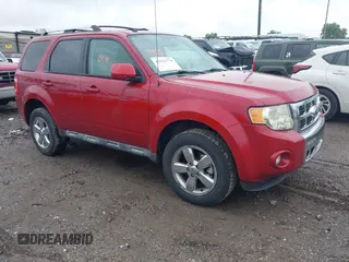 2010 Ford Escape Limited z VIN 1FMCU0E78AKC81652, wystawiony jako IAAI lot #42312779 z przebiegiem 184 809 mil mil oraz . Historia ofert i sprzedaży dostępna na DreamBid. Obrazek 1.