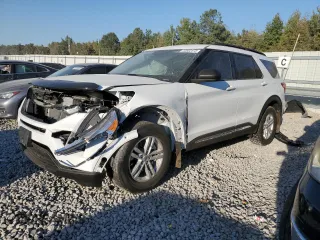 2020 Ford Explorer XLT with VIN 1FMSK8DH6LGC67152, listed as a Copart auction lot 41470355 with 35,200 mi miles and Salvage Title. Bid and sale history available at carsss.com. Image 1.