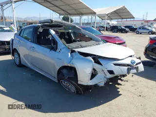 2016 Toyota Prius Four with VIN JTDKARFU0G3504772, listed as a IAAI auction lot 41986601 with 33,165 mi miles. Bid and sale history available at carsss.com. Image 1.