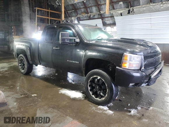 2012 Chevrolet Silverado 1500 LT with VIN 1GCRKSE76CZ106293, listed as a Copart auction lot 47246805 with 239,082 mi miles and Non Repairable. Bid and sale history available at DreamBid. Image 4.