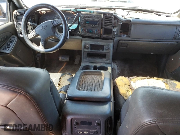 2003 Chevrolet Avalanche with VIN 3GNEK13T13G219942, listed as a Copart auction lot 54819215 with Not Provided miles and Salvage Title. Bid and sale history available at DreamBid. Image 8.