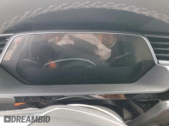 2024 Audi Q8 e-tron z VIN WA16AAGE5RB048734, wystawiony jako Copart lot #54393075 z przebiegiem Nie podano mil oraz Szkoda całkowita • Salvage title. Historia ofert i sprzedaży dostępna na DreamBid. Obrazek 9.