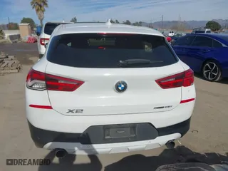 2020 BMW X2 sDrive28i with VIN WBXYH9C01L5P15004, listed as a IAAI auction lot 41128060 with 86,052 mi miles. Bid and sale history available at carsss.com. Image 15.