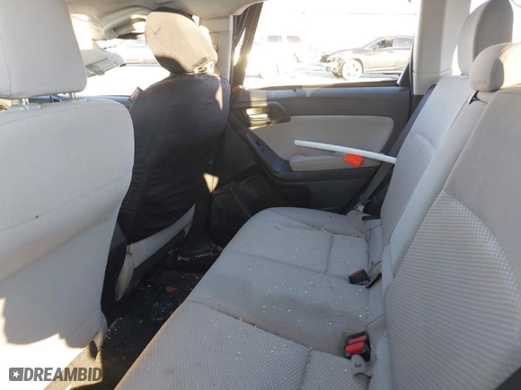 2014 Subaru Forester 2.5i Premium with VIN JF2SJAEC2EH417693, listed as a IAAI auction lot 41867774 with 98,084 mi miles. Bid and sale history available at carsss.com. Image 8.