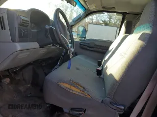 2006 Ford F-250 XL z VIN 1FTSX21P86EC45152, wystawiony jako Copart lot #58487155 z przebiegiem 204 104 mil mil oraz Nie do naprawy • Non repairable. Historia ofert i sprzedaży dostępna na DreamBid. Obrazek 7.