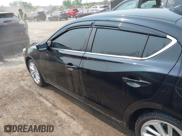 2017 Acura ILX z VIN 19UDE2F35HA010238, wystawiony jako IAAI lot #42401356 z przebiegiem 179 744 mil mil oraz . Historia ofert i sprzedaży dostępna na DreamBid. Obrazek 14.