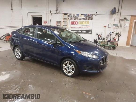 2016 Ford Fiesta SE z VIN 3FADP4BJ0GM112689, wystawiony jako IAAI lot #41231939 z przebiegiem 151 844 mil mil oraz . Historia ofert i sprzedaży dostępna na DreamBid. Obrazek 1.