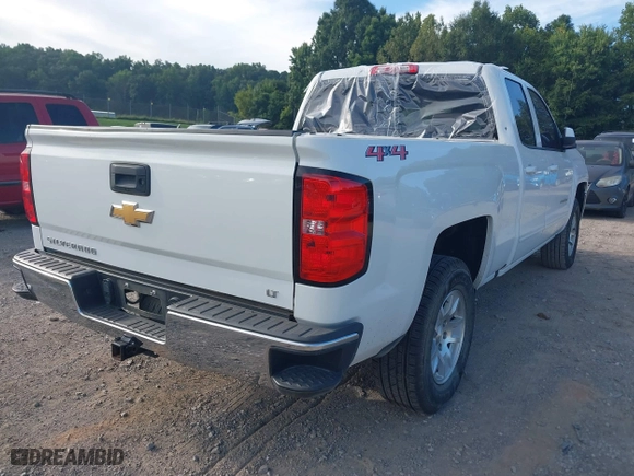 2018 Chevrolet Silverado 1500 LT with VIN 1GCVKREHXJZ314495, listed as a IAAI auction lot 40043813 with 158,597 mi miles. Bid and sale history available at carsss.com. Image 4.