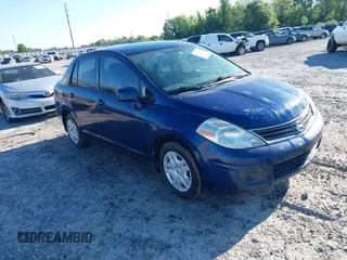 2010 Nissan Versa 1.8 S with VIN 3N1BC1APXAL374513, listed as a IAAI auction lot 42050825 with 262,600 mi miles. Bid and sale history available at carsss.com. Image 1.