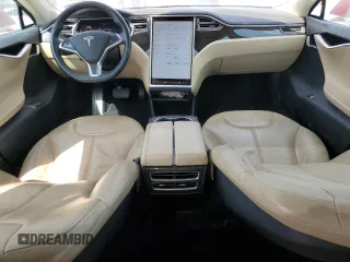 2014 Tesla Model S 60 with VIN 5YJSA1H13EFP30664, listed as a Copart auction lot 53142305 with 113,995 mi miles and Salvage Title. Bid and sale history available at DreamBid. Image 8.