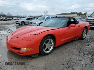 2002 Chevrolet Corvette with VIN 1G1YY32G325123667, listed as a Copart auction lot 43798955 with 85,363 mi miles and Clean Title. Bid and sale history available at carsss.com. Image 1.