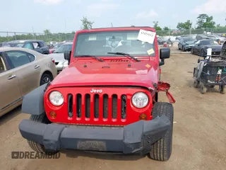2009 Jeep Wrangler X with VIN 1J4FA24129L716085, listed as a IAAI auction lot 42425012 with 118,859 mi miles and . Bid and sale history available at DreamBid. Image 12.