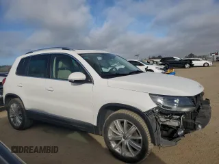 2012 Volkswagen Tiguan SE with VIN WVGAV7AX6CW555896, listed as a Copart auction lot 46454225 with 150,633 mi miles and Salvage Title. Bid and sale history available at DreamBid. Image 4.