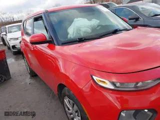 2020 Kia Soul S with VIN KNDJ23AU4L7059789, listed as a IAAI auction lot 40914969 with 106,862 mi miles. Bid and sale history available at carsss.com. Image 13.