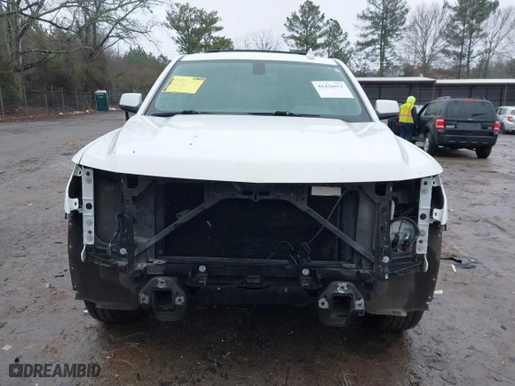 2017 Chevrolet Tahoe LS with VIN 1GNSCAKC3HR265961, listed as a IAAI auction lot 41426651 with 117,331 mi miles. Bid and sale history available at carsss.com. Image 13.