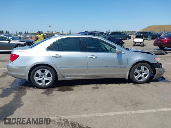 2005 Acura RL with VIN JH4KB16545C016170, listed as a IAAI auction lot 42164148 with 267,166 mi miles and . Bid and sale history available at DreamBid. Image 13.