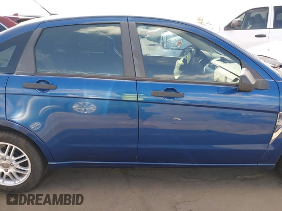 2008 Ford Focus SE with VIN 1FAHP35N08W197111, listed as a IAAI auction lot 42072726 with 109,587 mi miles. Bid and sale history available at carsss.com. Image 13.