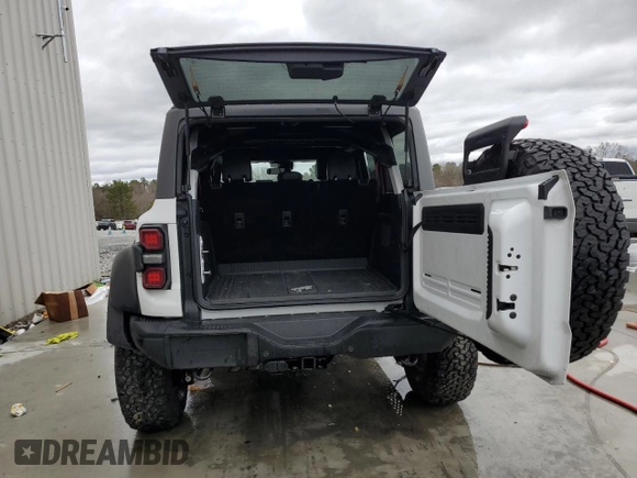 2023 Ford Bronco Raptor with VIN 1FMEE5JRXPLB90380, listed as a Copart auction lot 45163975 with 9,378 mi miles and Salvage Title. Bid and sale history available at DreamBid. Image 6.