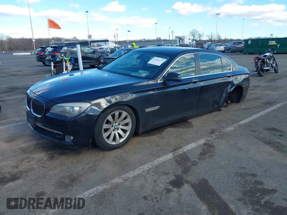 2011 BMW 7 Series 750Li xDrive with VIN WBAKC8C52BC434392, listed as a IAAI auction lot 41501172 with 99,389 mi miles. Bid and sale history available at carsss.com. Image 2.