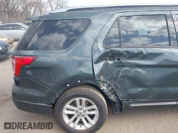 2016 Ford Explorer XLT with VIN 1FM5K7DHXGGA00139, listed as a IAAI auction lot 41802787 with 86,670 mi miles and . Bid and sale history available at DreamBid. Image 6.