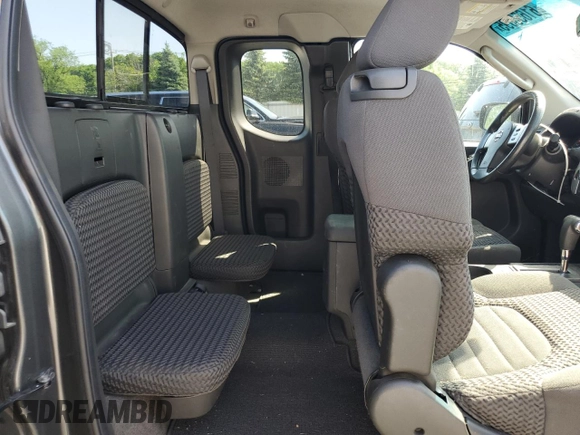 2009 Nissan Frontier SE z VIN 1N6AD06W99C425908, wystawiony jako Copart lot #61656095 z przebiegiem 145 489 mil mil oraz Czysty tytuł • Clean title. Historia ofert i sprzedaży dostępna na DreamBid. Obrazek 10.