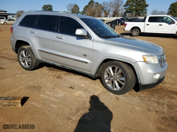 2011 Jeep Grand Cherokee Laredo with VIN 1J4RR4GTXBC679503, listed as a Copart auction lot 41815545 with 167,313 mi miles and Salvage Title. Bid and sale history available at carsss.com. Image 4.