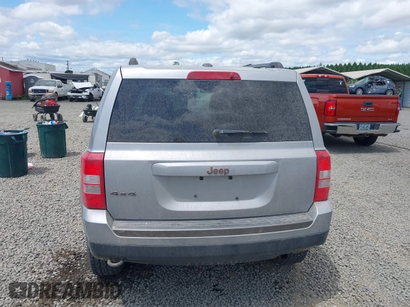 2016 Jeep Patriot Sport with VIN 1C4NJRBB2GD673039, listed as a IAAI auction lot 42385540 with Not provided miles and . Bid and sale history available at DreamBid. Image 16.