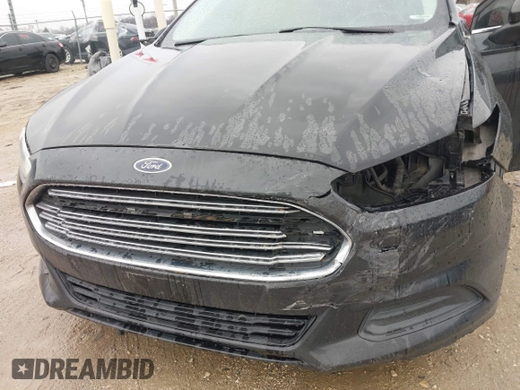 2015 Ford Fusion S with VIN 3FA6P0G70FR212341, listed as a IAAI auction lot 41831027 with 166,386 mi miles. Bid and sale history available at carsss.com. Image 13.
