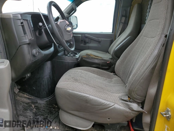2017 Chevrolet Express Cargo z VIN 1GCWGAFF6H1336863, wystawiony jako Copart lot #54411295 z przebiegiem 267 223 mil mil oraz Szkoda całkowita • Salvage title. Historia ofert i sprzedaży dostępna na DreamBid. Obrazek 7.