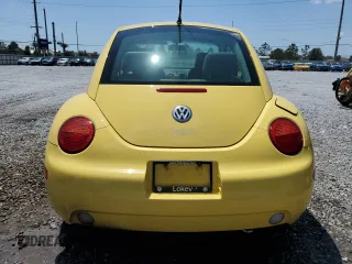 2005 Volkswagen Beetle GLS with VIN 3VWCR31C15M402723, listed as a Copart auction lot 54820195 with 113,245 mi miles and Salvage Title. Bid and sale history available at DreamBid. Image 6.