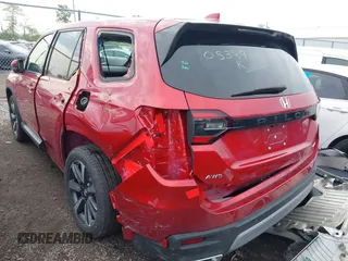 2025 Honda Pilot Elite z VIN 5FNYG1H82SB053897, wystawiony jako IAAI lot #42159290 z przebiegiem 6 168 mil mil oraz . Historia ofert i sprzedaży dostępna na DreamBid. Obrazek 6.