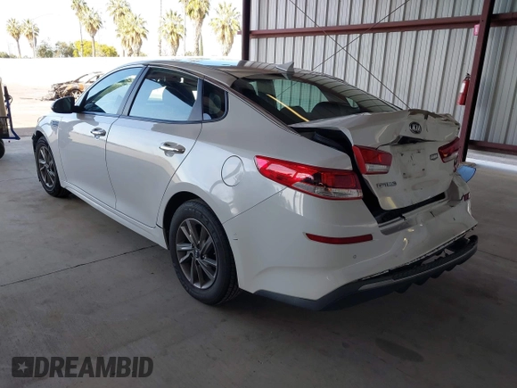 2020 Kia Optima SE z VIN 5XXGT4L36LG393377, wystawiony jako IAAI lot #41836704 z przebiegiem 86 234 mil mil oraz . Historia ofert i sprzedaży dostępna na DreamBid. Obrazek 3.