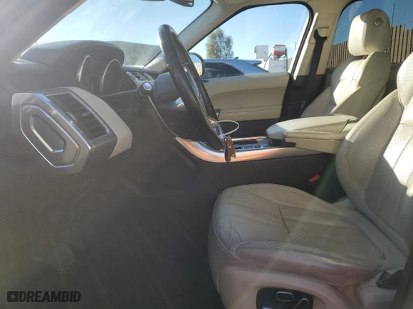 2014 Land Rover Range Rover Sport HSE with VIN SALWR2VF5EA300331, listed as a Copart auction lot 89380985 with 122,703 mi miles and Clean Title. Bid and sale history available at carsss.com. Image 7.