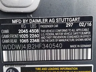 2017 Mercedes-Benz C 300 with VIN WDDWJ4JB2HF340540, listed as a IAAI auction lot 41166645 with 41,789 mi miles and . Bid and sale history available at carsss.com. Image 9.