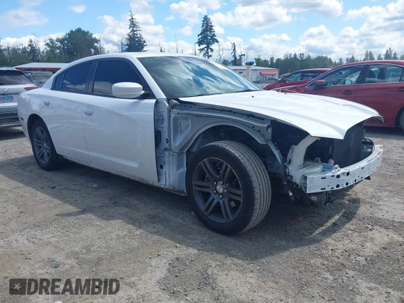 2014 Dodge Charger SXT z VIN 2C3CDXHG6EH267131, wystawiony jako IAAI lot #42321246 z przebiegiem 95 385 mil mil oraz . Historia ofert i sprzedaży dostępna na DreamBid. Obrazek 1.