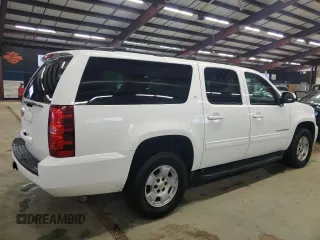 2014 Chevrolet Suburban LT with VIN 1GNSKJE78ER168204, listed as a Copart auction lot 50343315 with 167,721 mi miles and Clean Title. Bid and sale history available at carsss.com. Image 3.