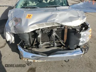 2007 Chevrolet Silverado 1500 LT w/1LT with VIN 2GCEC19C471628495, listed as a Copart auction lot 43935955 with 0 mi miles and Salvage Title. Bid and sale history available at carsss.com. Image 12.