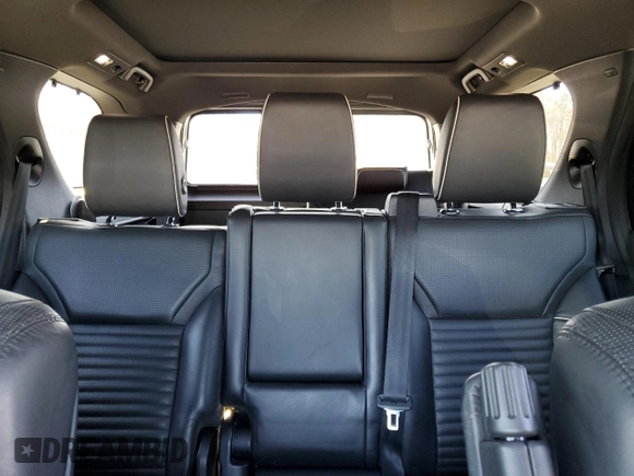2017 Land Rover Discovery HSE with VIN SALRRBBV0HA028297, listed as a Copart auction lot 82135784 with 110,011 mi miles and Clean Title. Bid and sale history available at DreamBid. Image 10.
