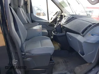 2016 Ford Transit Cargo z VIN 1FTYR2CM0GKB51759, wystawiony jako IAAI lot #41602091 z przebiegiem 158 997 mil mil oraz . Historia ofert i sprzedaży dostępna na DreamBid. Obrazek 5.