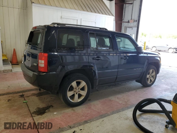 2016 Jeep Patriot High Altitude with VIN 1C4NJRFB7GD786799, listed as a Copart auction lot 58235925 with 97,780 mi miles and Salvage title. Bid and sale history available at DreamBid. Image 3.