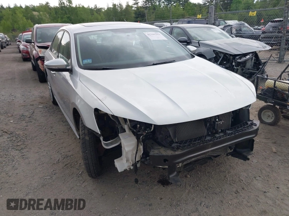2019 Volkswagen Passat Wolfsburg Edition z VIN 1VWLA7A30KC002809, wystawiony jako IAAI lot #42341311 z przebiegiem 31 181 mil mil oraz . Historia ofert i sprzedaży dostępna na DreamBid. Obrazek 1.